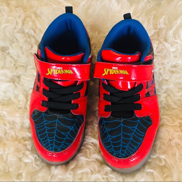 spiderman light up shoes size 13